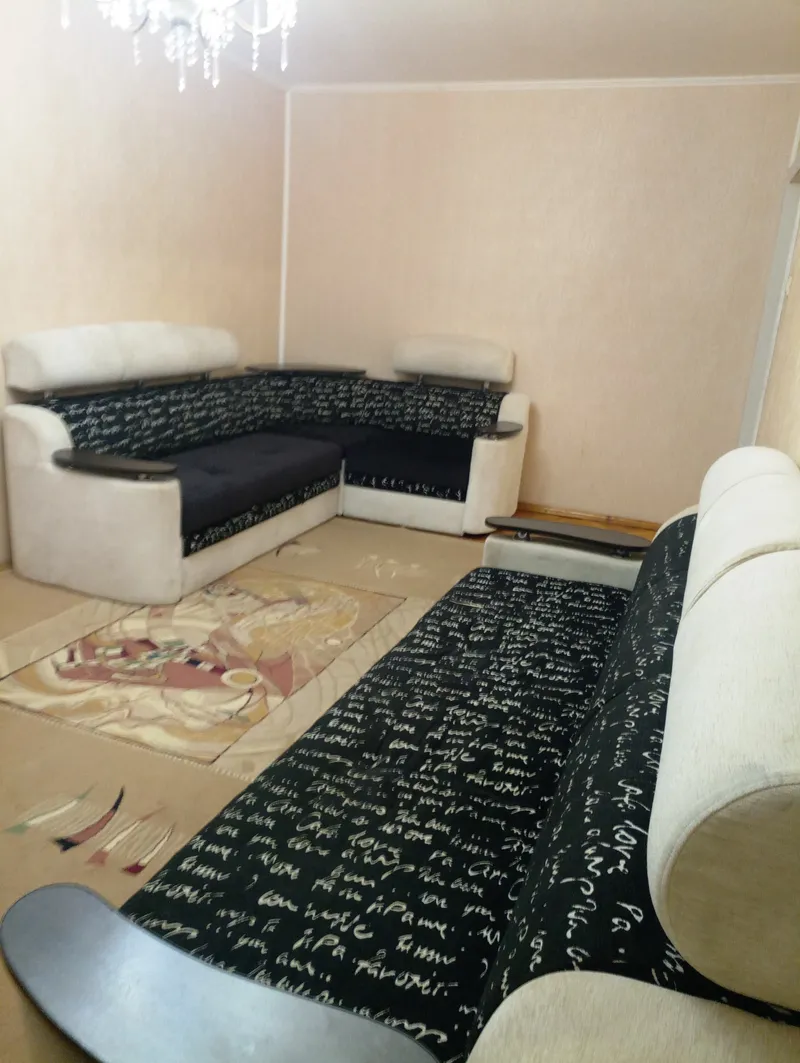 🌟 Просторная 3‑комнатная в центре Невинномысска — до 6 спальных мест! 🌟 - Фото 1